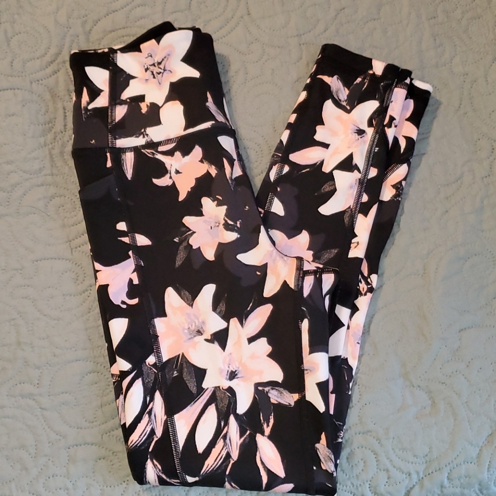 3/10 Floral VS Sport Leggings